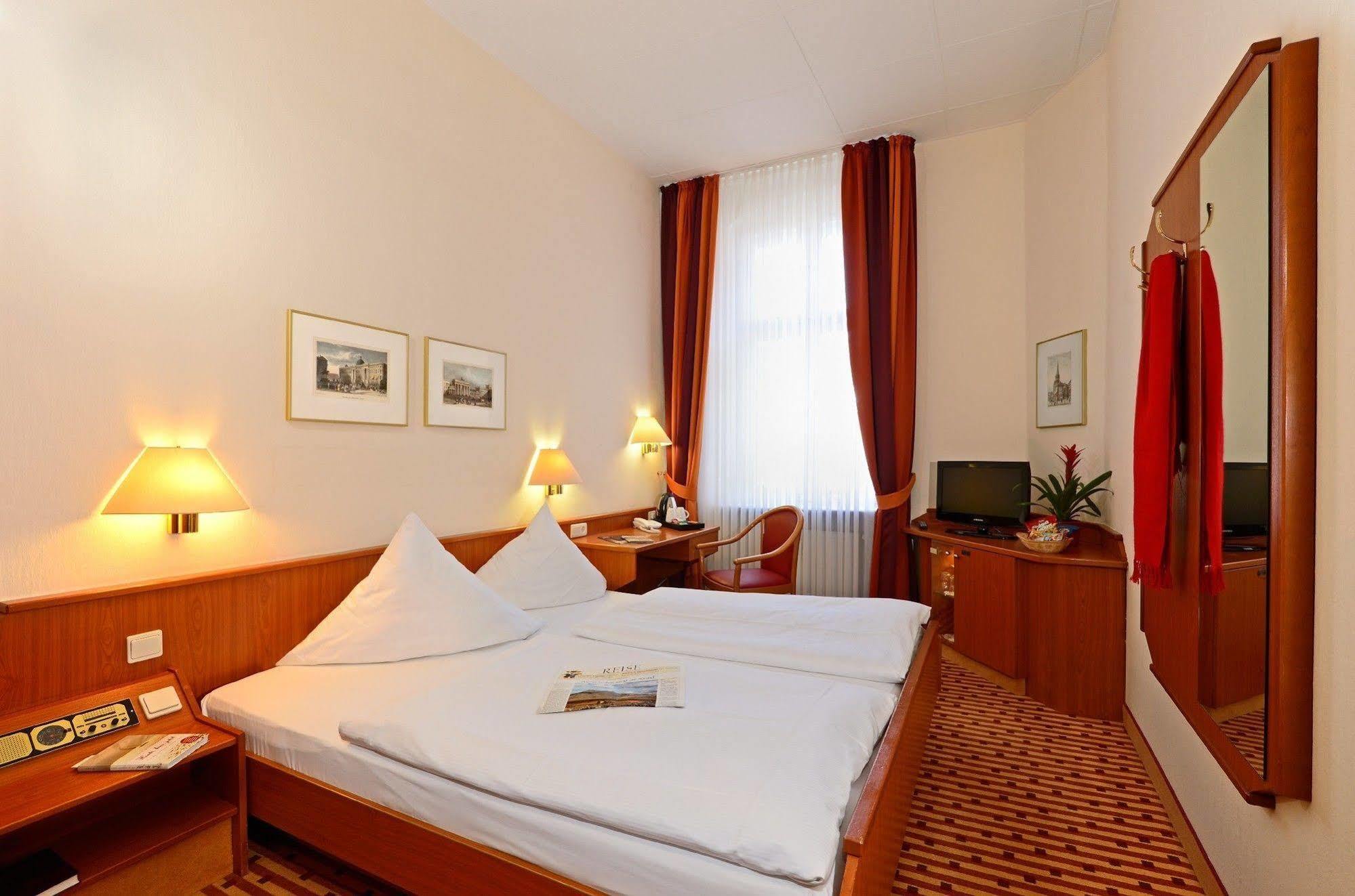 Hotel Schoeneberg Berlin Exterior foto